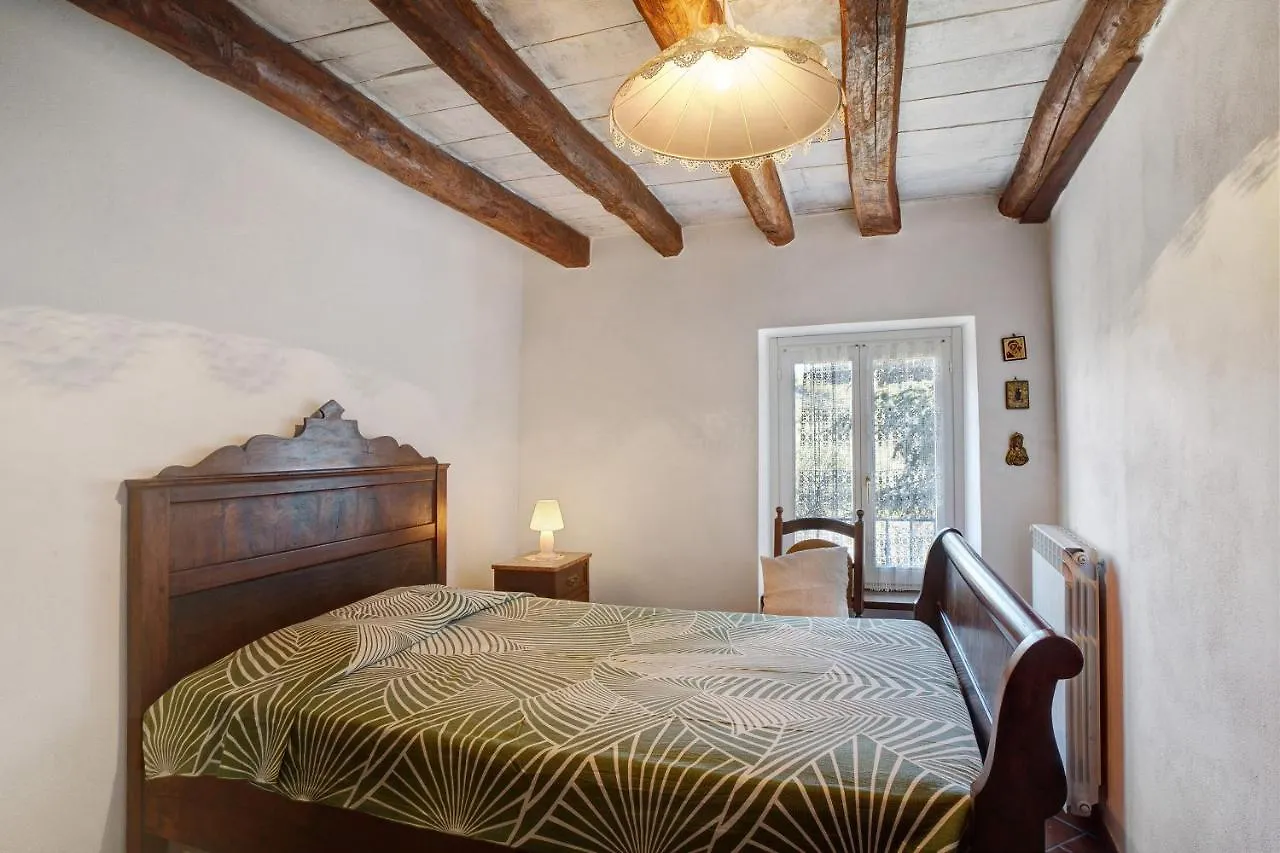 Fienile Apartment Vessalico