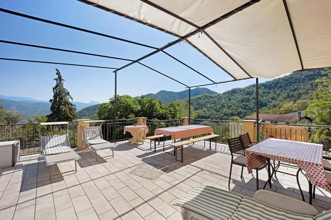 Fienile Apartment Vessalico 0*,